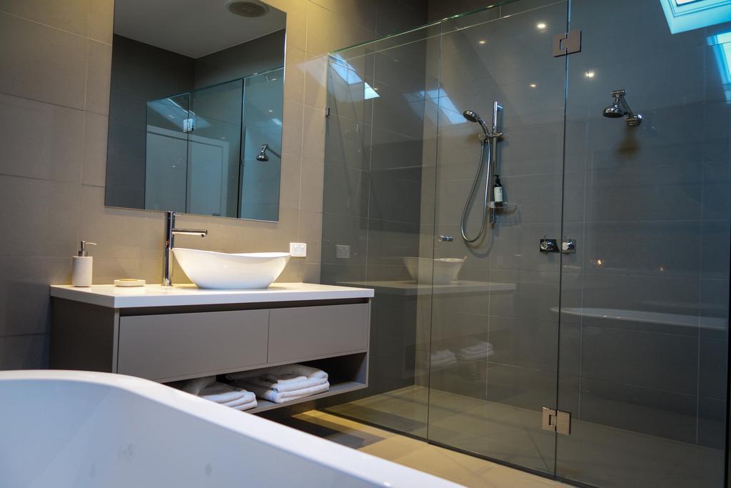 Pomegranate Guest House Хилсвилл Номер фото