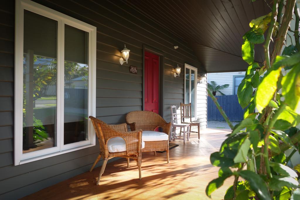 Pomegranate Guest House Хилсвилл Номер фото